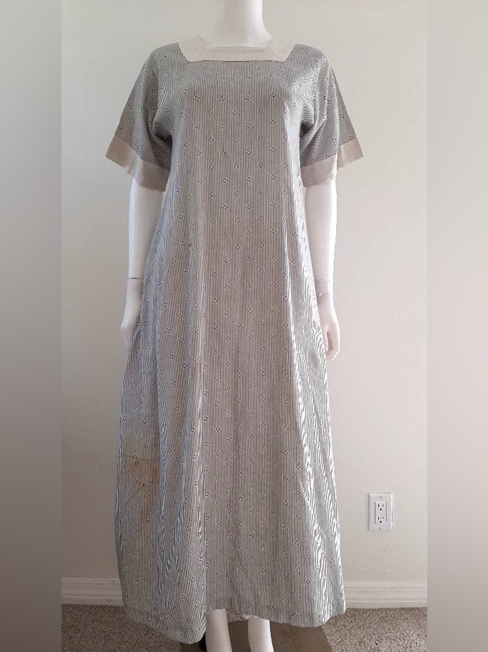 Antique 1900s Victorian Edwardian Calico Cotton Dress
